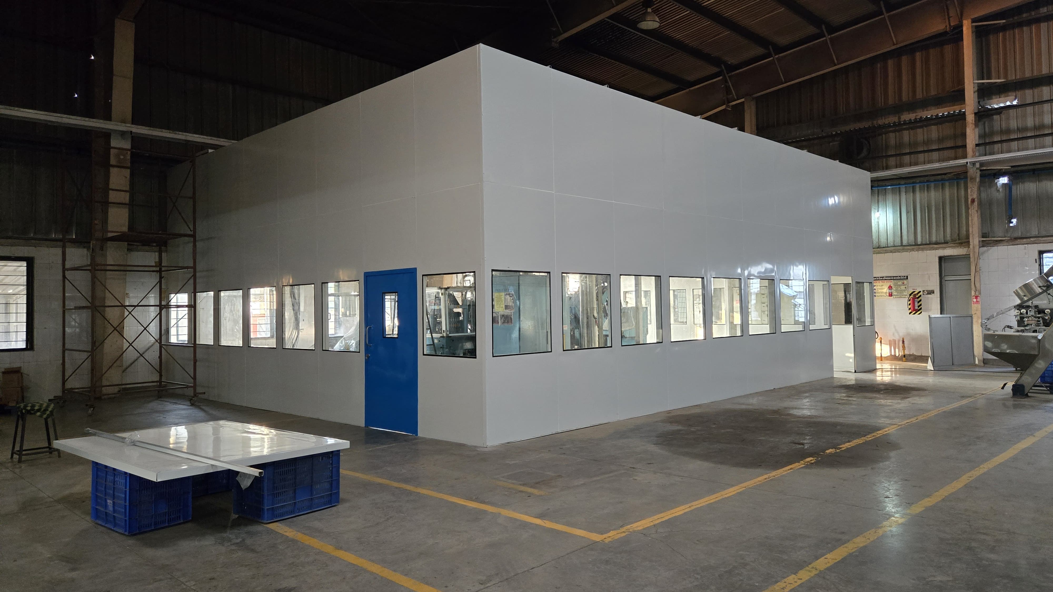 Clean Room for Contamination